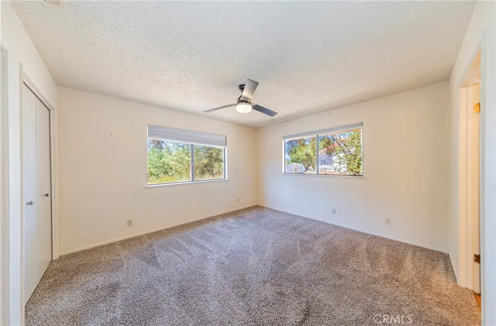 45453 Oakview Oakhurst, CA 93644