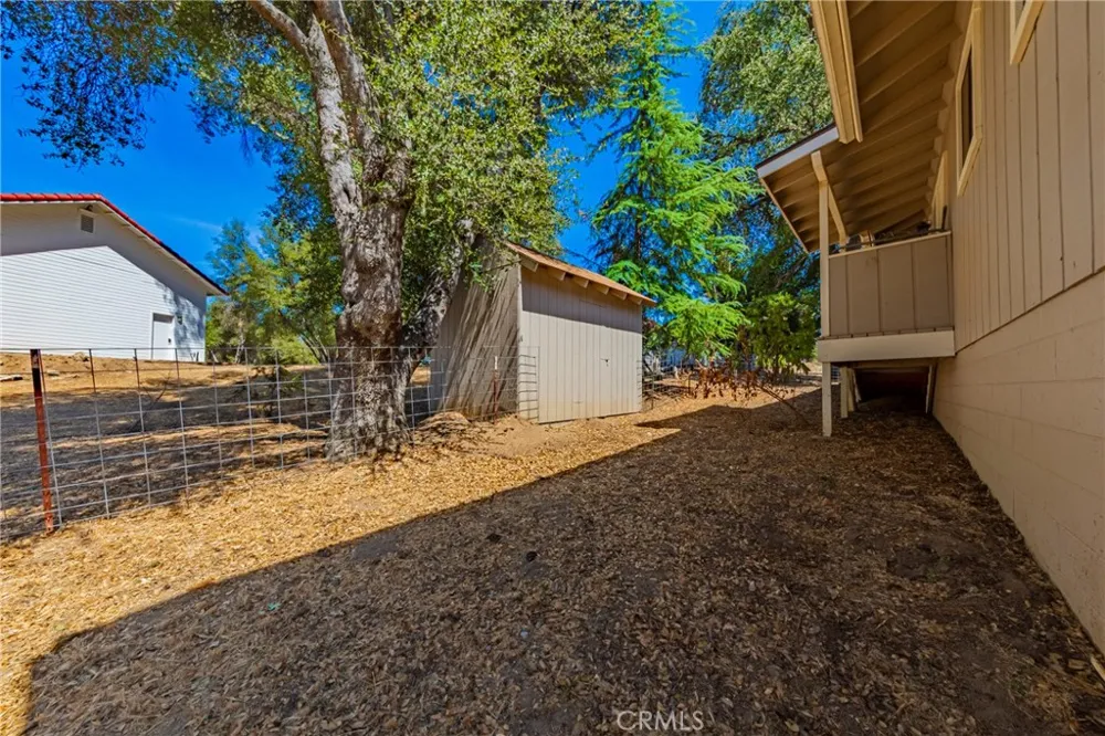 45453 Oakview Oakhurst, CA 93644