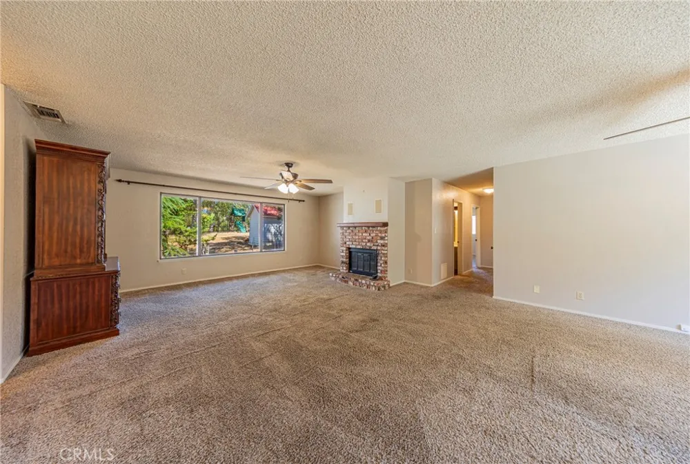 45453 Oakview Oakhurst, CA 93644