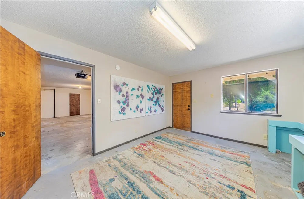 45453 Oakview Oakhurst, CA 93644