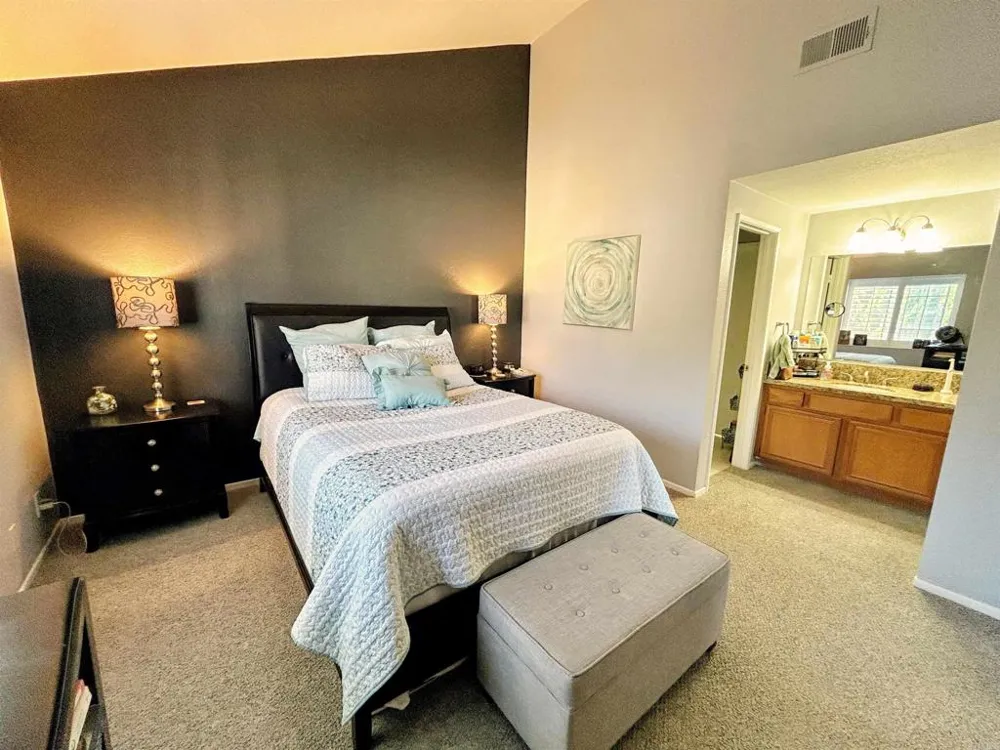 750 Breeze Hill #68 Vista, CA 92081