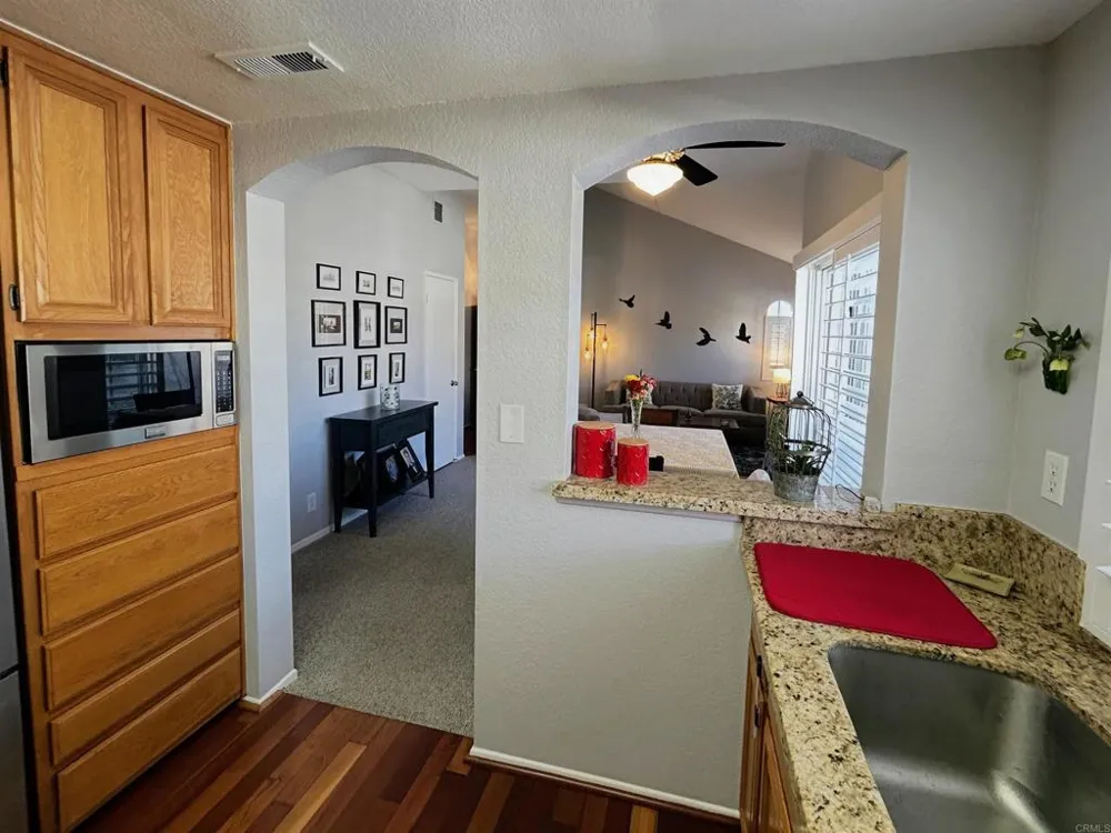 750 Breeze Hill #68 Vista, CA 92081