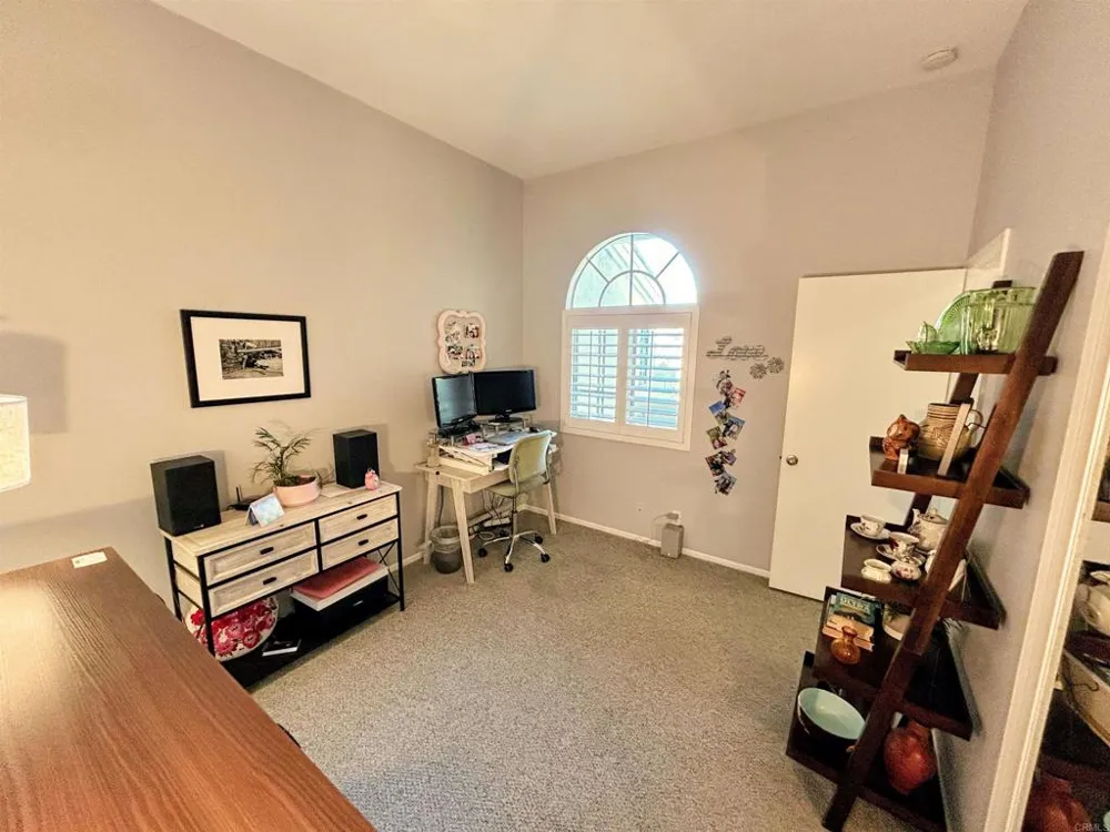 750 Breeze Hill #68 Vista, CA 92081