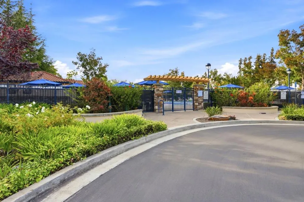 4022 Fitzpatrick Way Santa Clara, CA 95054