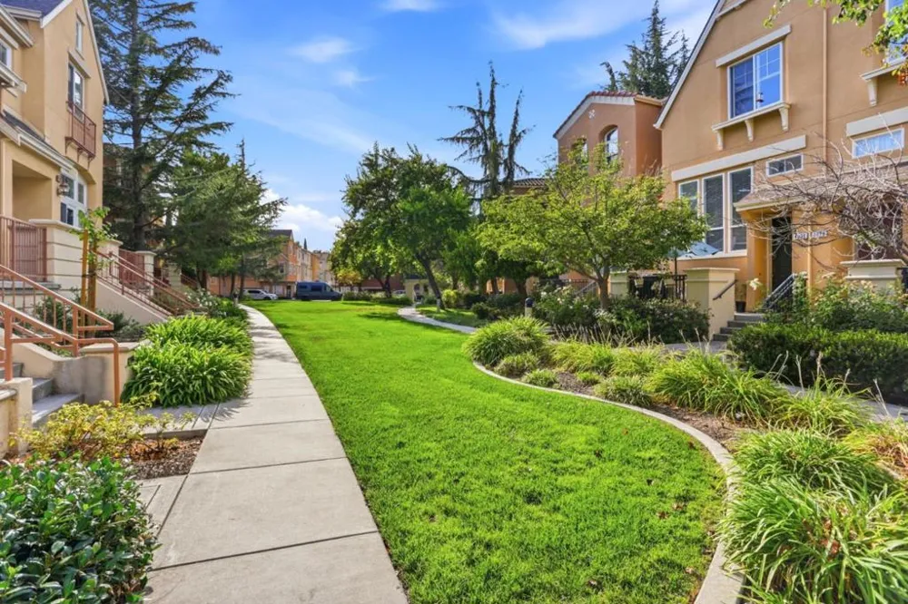 4022 Fitzpatrick Way Santa Clara, CA 95054