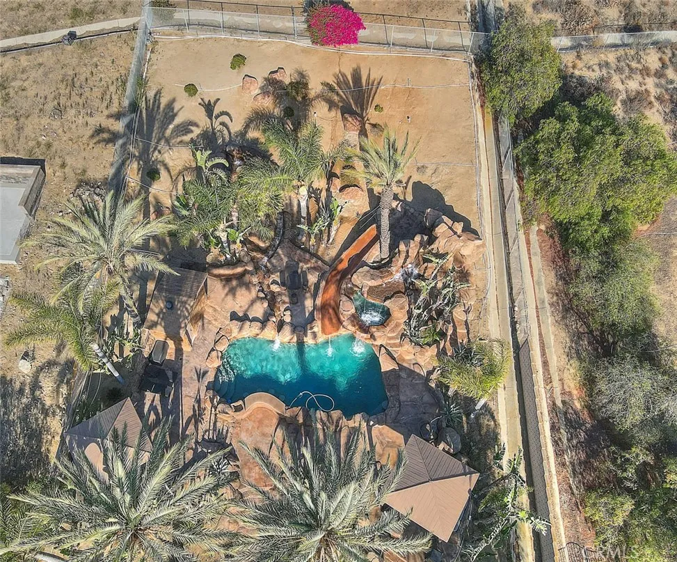2383 Pacer Norco, CA 92860