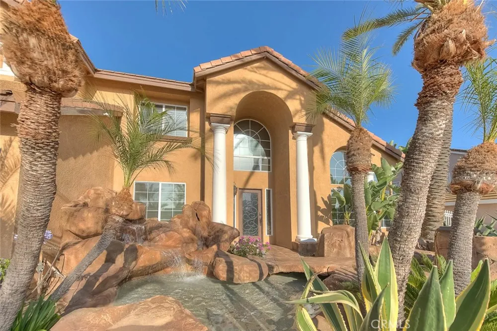 2383 Pacer Norco, CA 92860