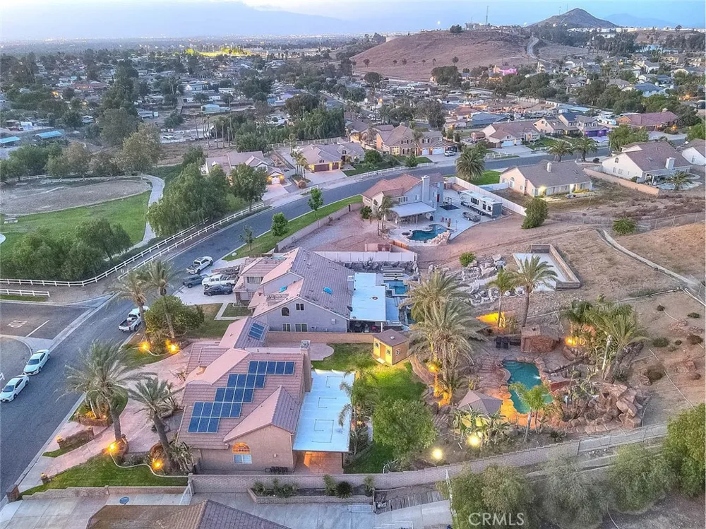 2383 Pacer Norco, CA 92860