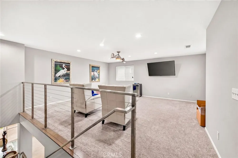 6713 Leanne Eastvale, CA 91752