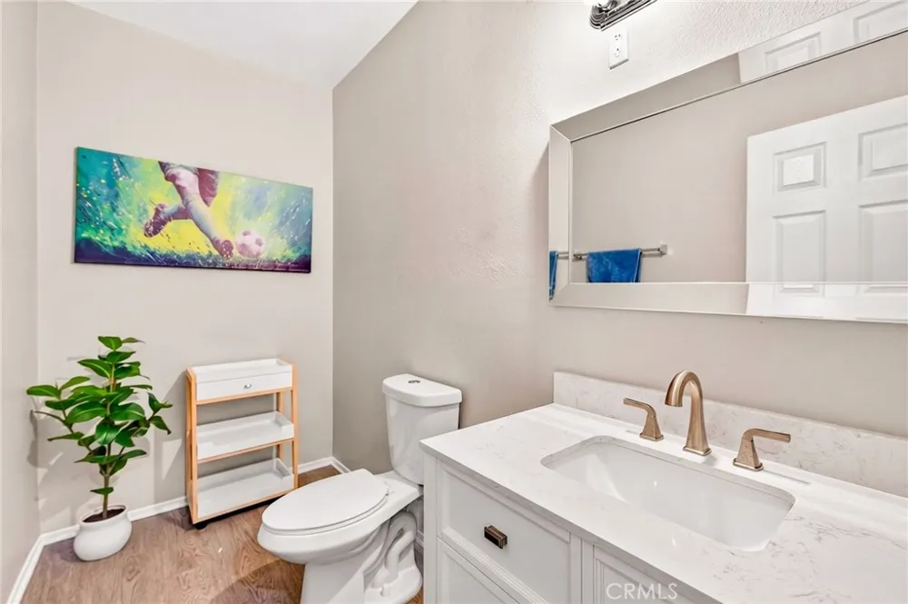 6713 Leanne Eastvale, CA 91752