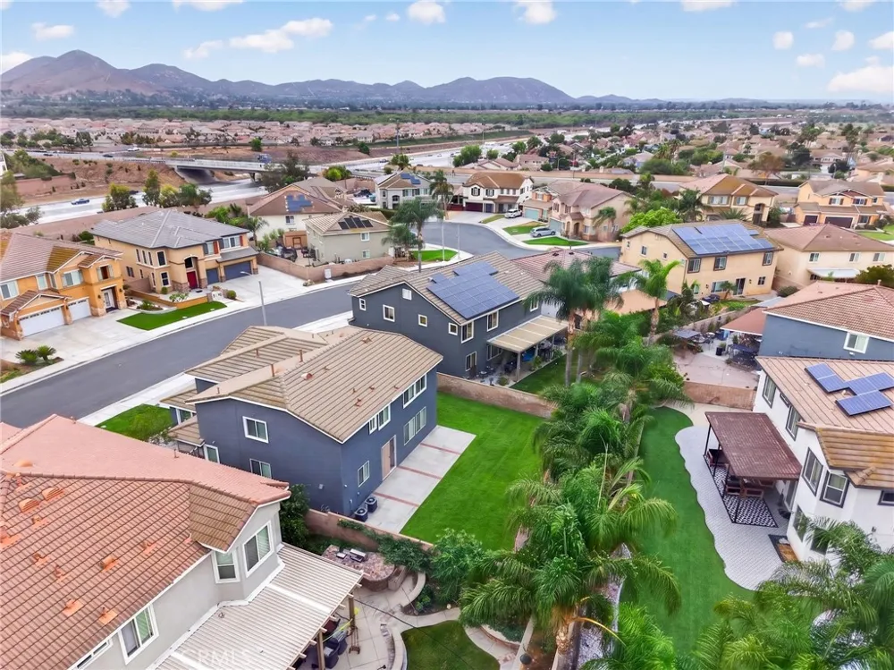 6713 Leanne Eastvale, CA 91752