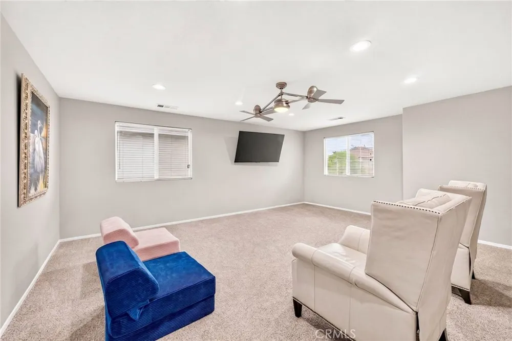 6713 Leanne Eastvale, CA 91752
