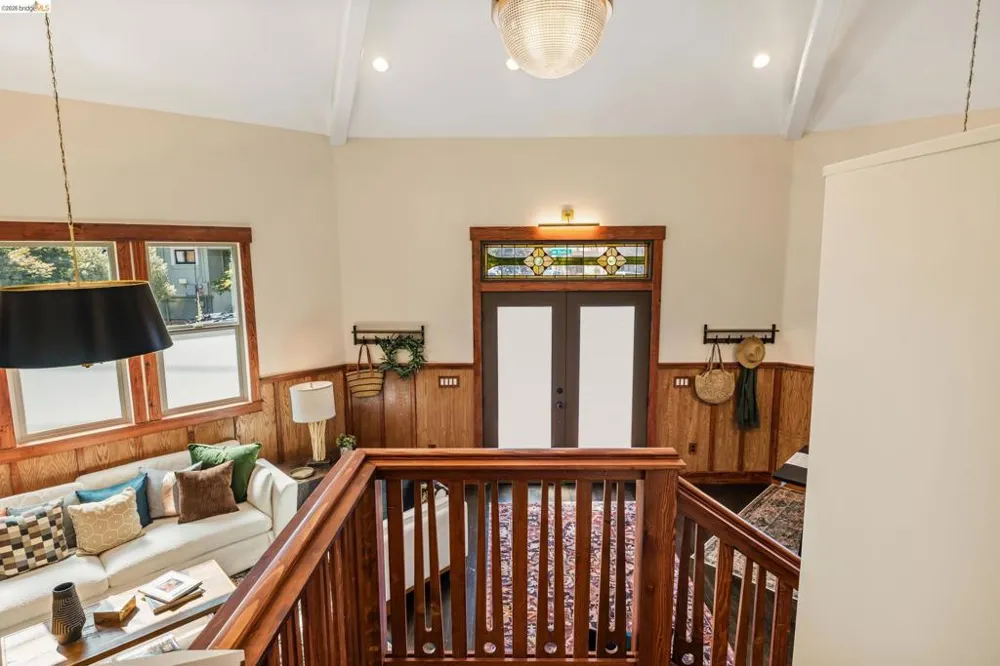 479 42Nd St Oakland, CA 94609