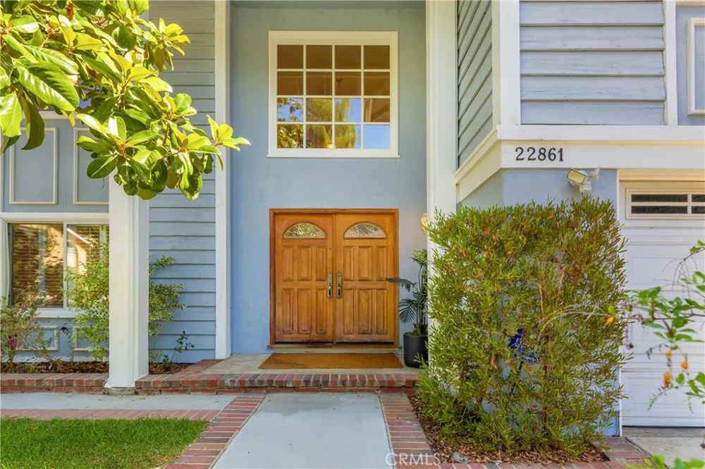 22861 Sparrowdell Drive Calabasas, CA 91302
