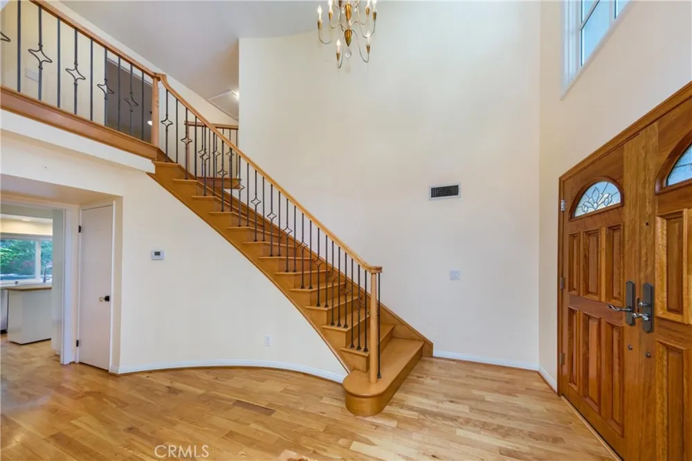 22861 Sparrowdell Drive Calabasas, CA 91302