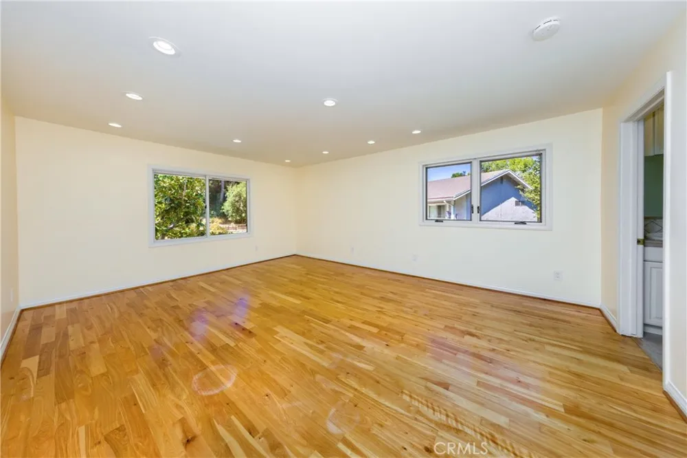 22861 Sparrowdell Drive Calabasas, CA 91302