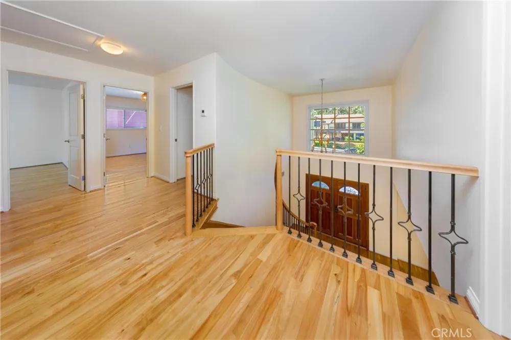 22861 Sparrowdell Drive Calabasas, CA 91302