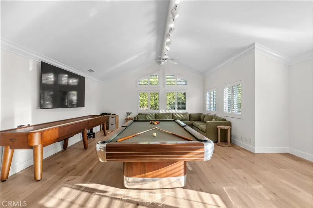 21321 Hillside Court Lake Forest, CA 92630