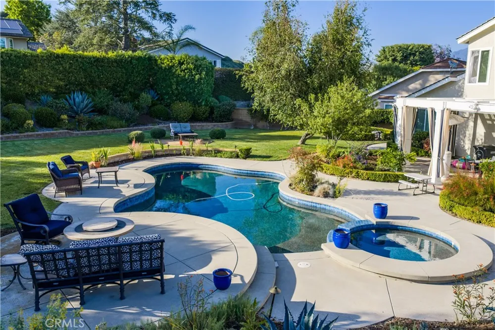 21321 Hillside Court Lake Forest, CA 92630