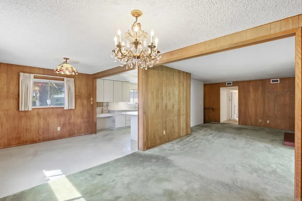 8434 Kappa Street La Mesa, CA 91942