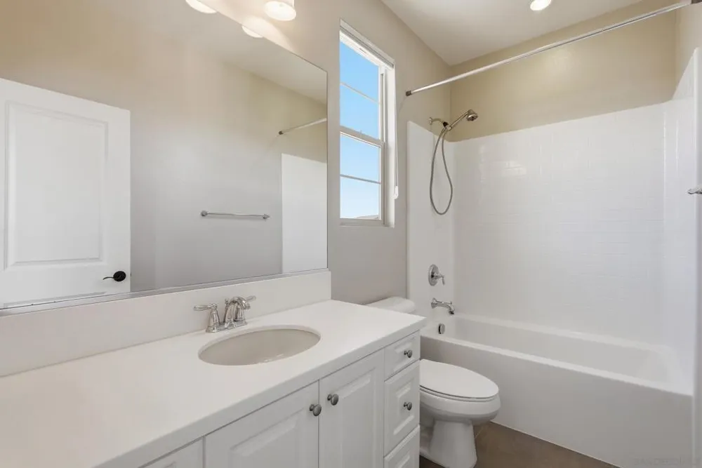 16320 Veridian Cir San Diego, CA 92127