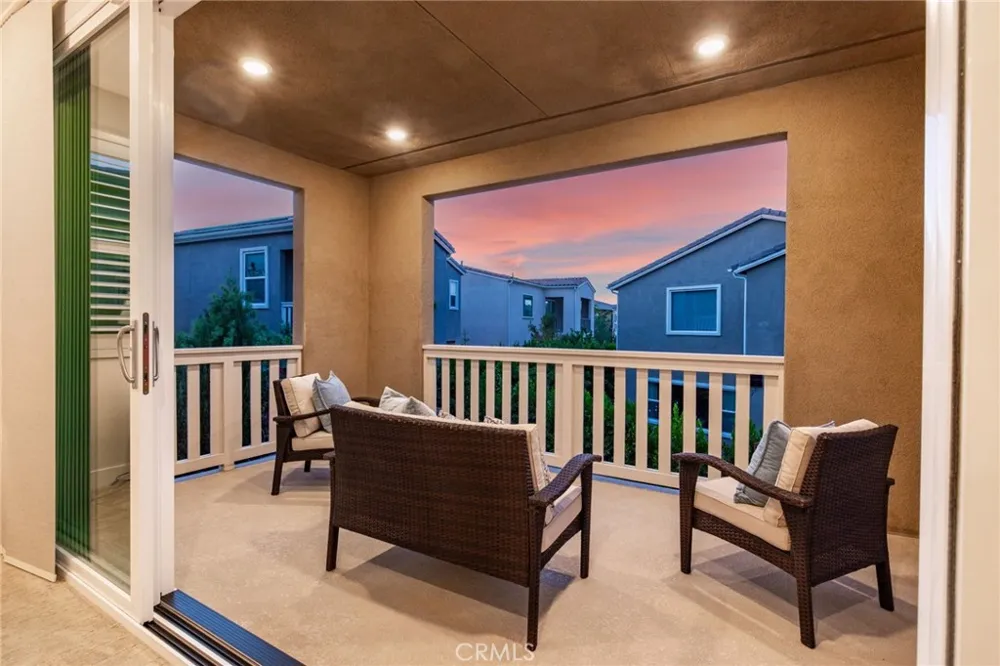 624 Pelion Lake Forest, CA 92630