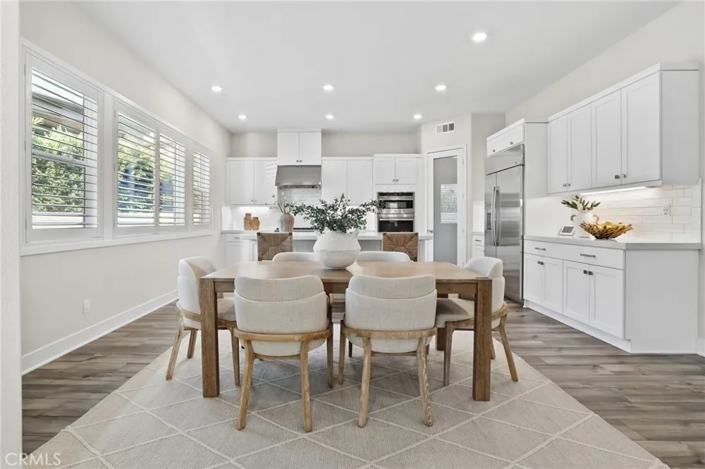 624 Pelion Lake Forest, CA 92630
