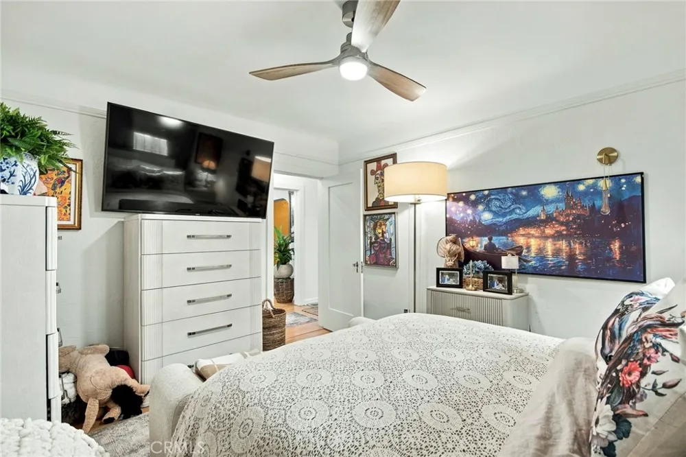 6621 Ben North Hollywood, CA 91606