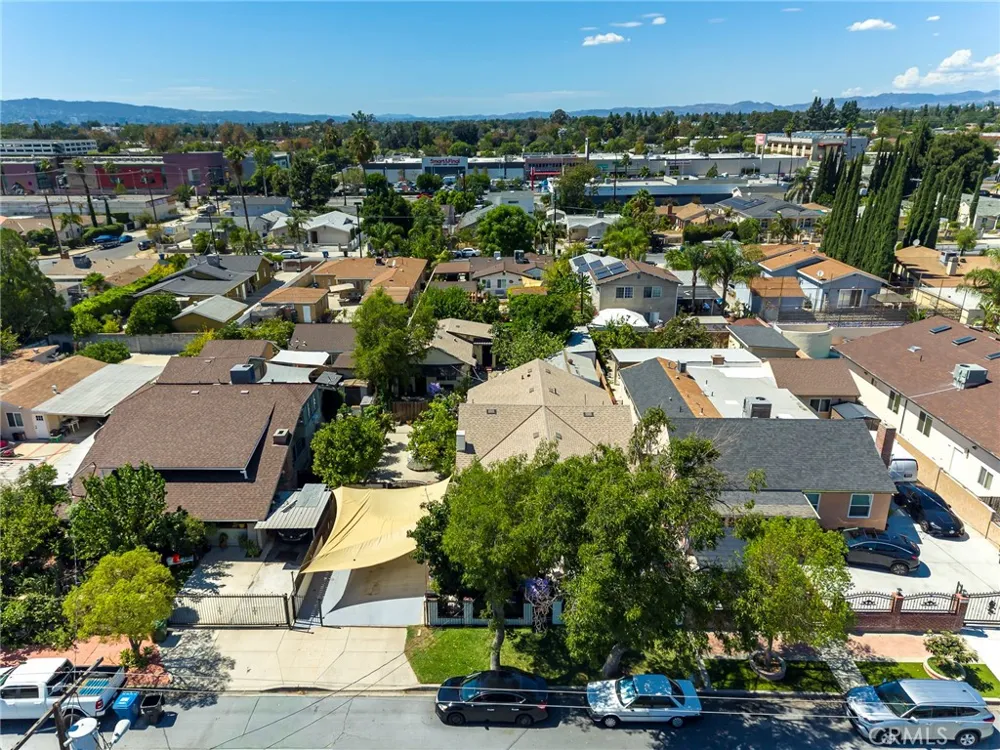6621 Ben North Hollywood, CA 91606