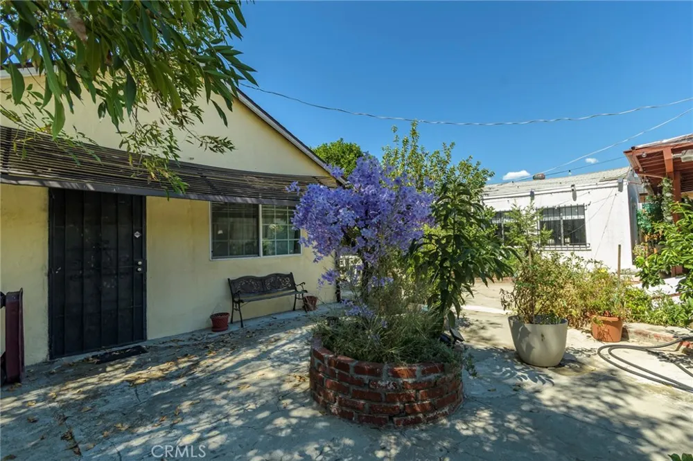 6621 Ben North Hollywood, CA 91606