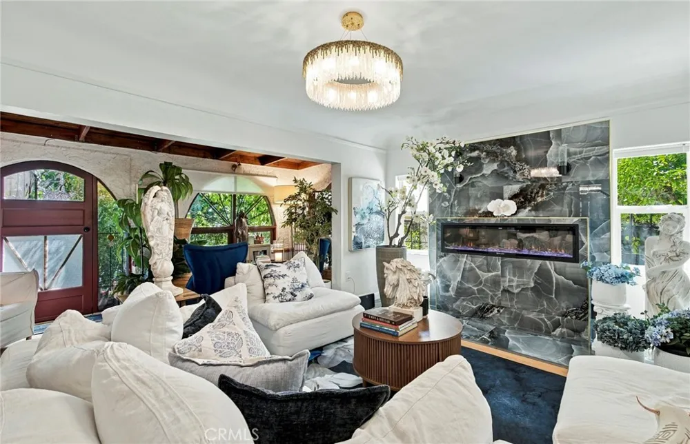 6621 Ben North Hollywood, CA 91606