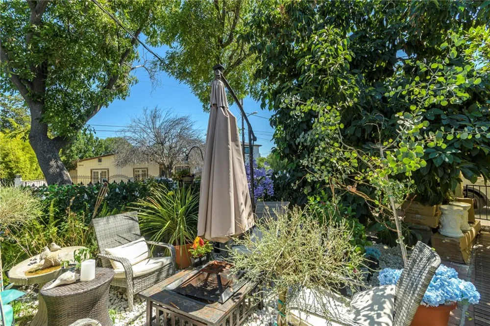 6621 Ben North Hollywood, CA 91606