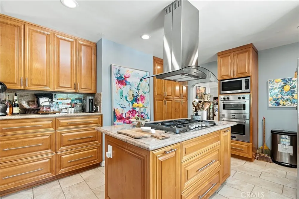 6621 Ben North Hollywood, CA 91606