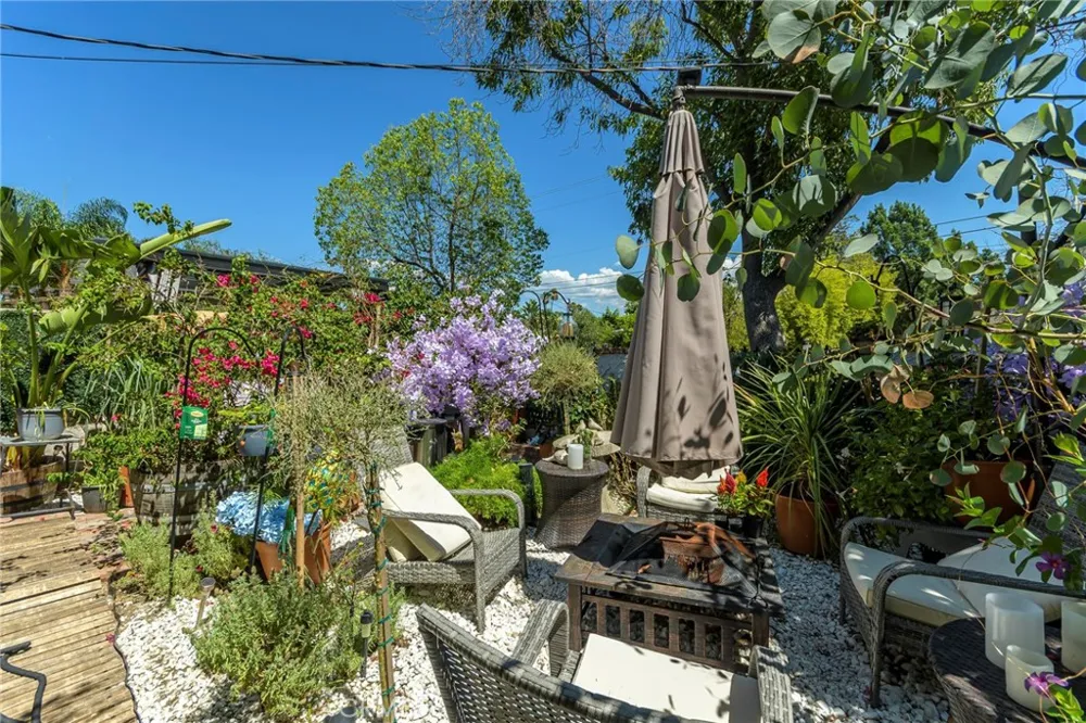 6621 Ben North Hollywood, CA 91606