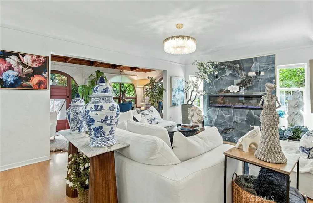6621 Ben North Hollywood, CA 91606