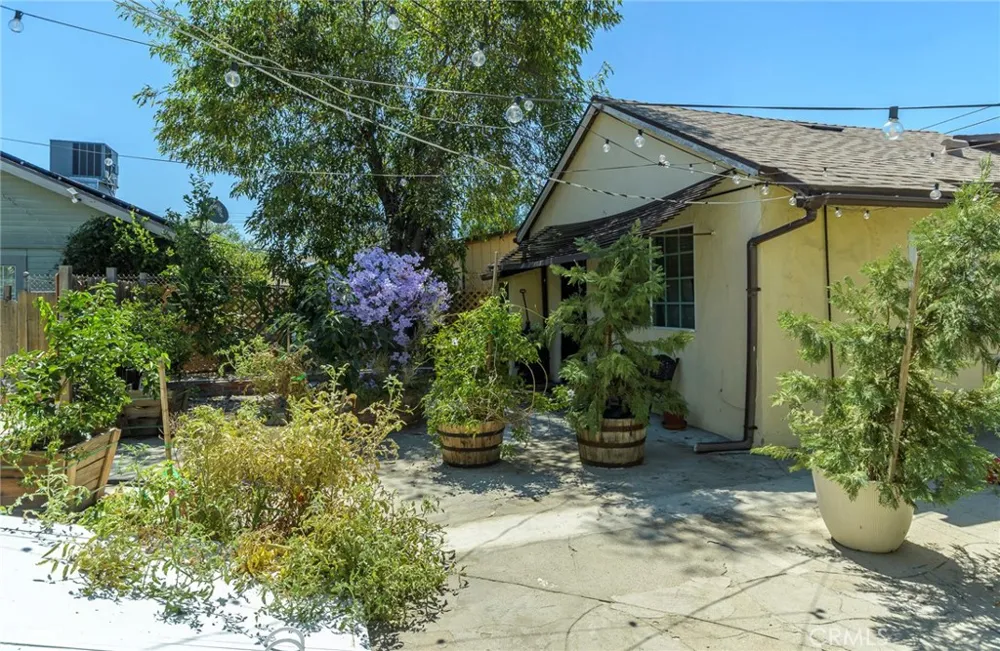 6621 Ben North Hollywood, CA 91606