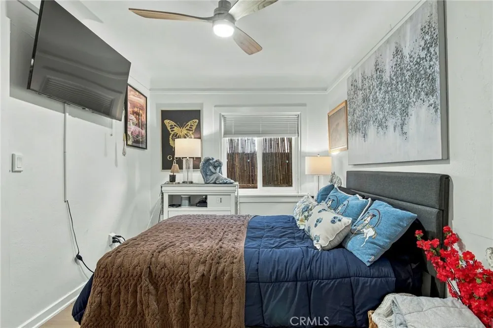 6621 Ben North Hollywood, CA 91606
