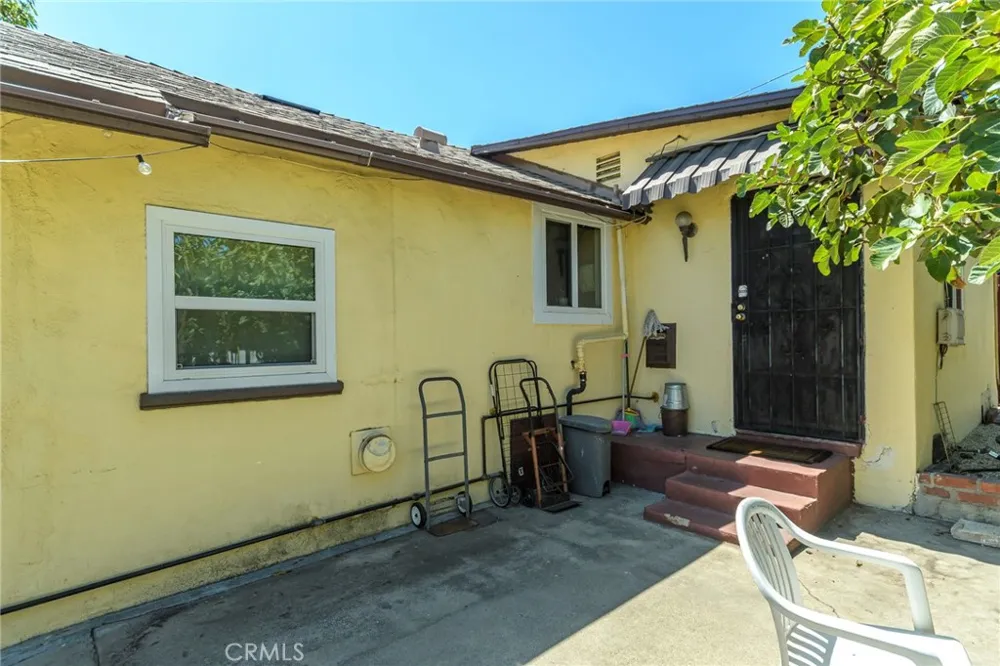 6621 Ben North Hollywood, CA 91606