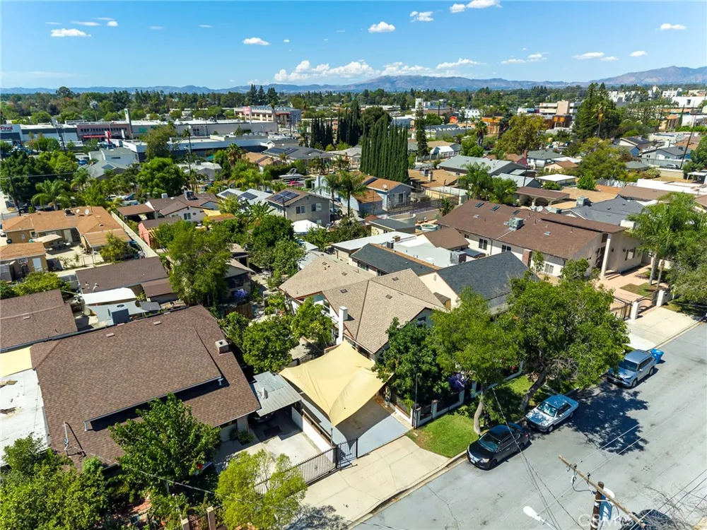 6621 Ben North Hollywood, CA 91606