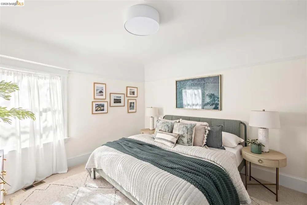 2259 Derby St #Lower Berkeley, CA 94705
