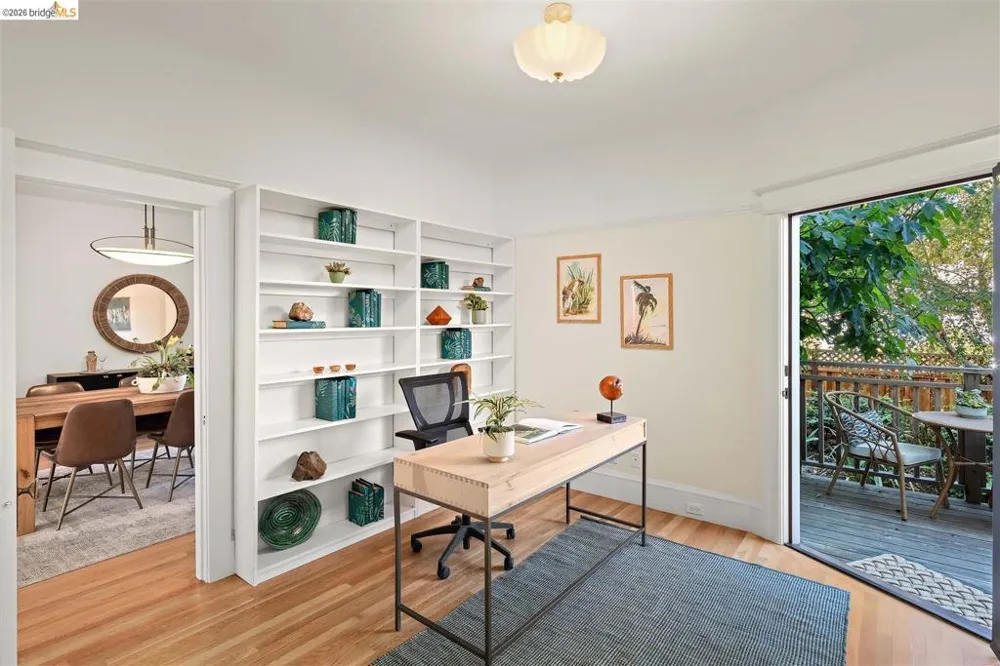 2259 Derby St #Lower Berkeley, CA 94705