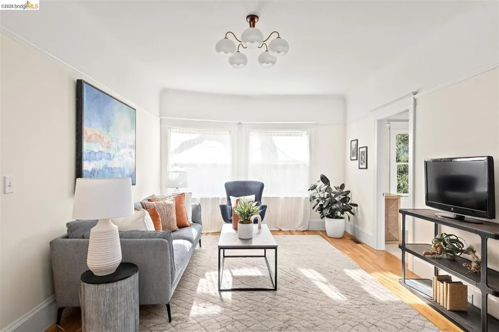 2259 Derby St #Lower Berkeley, CA 94705