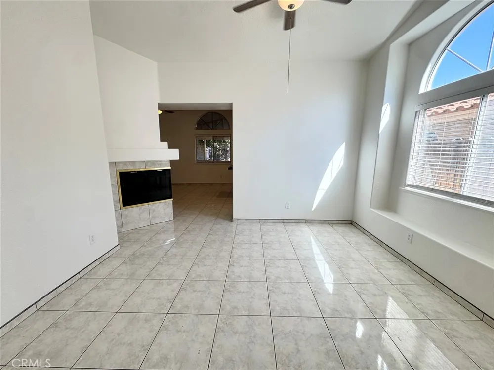 1224 Marble Court Hemet, CA 92543