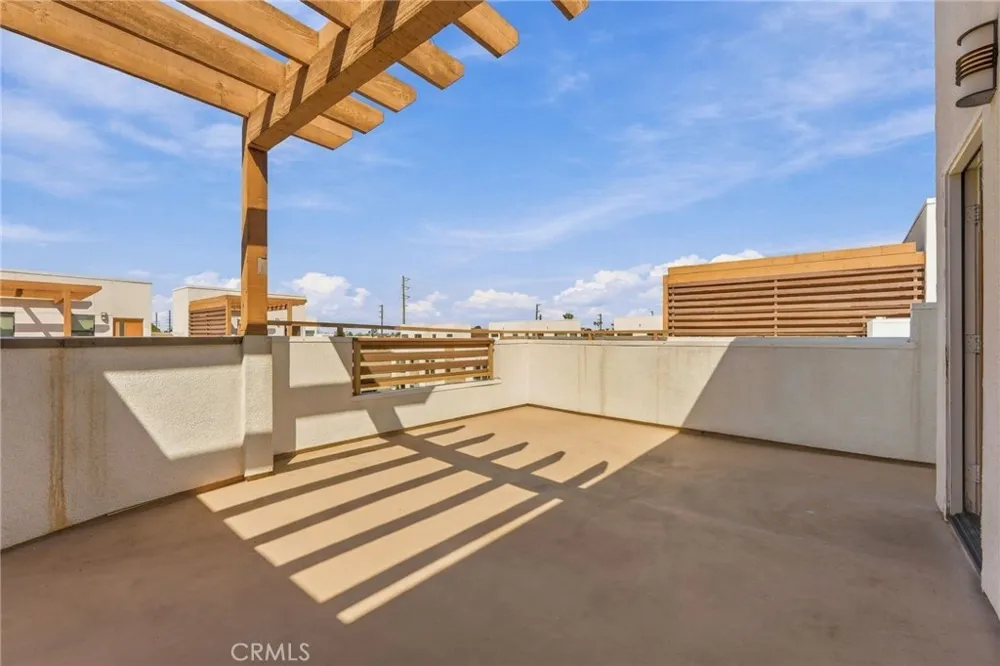 1682 Grandview Costa Mesa, CA 92627