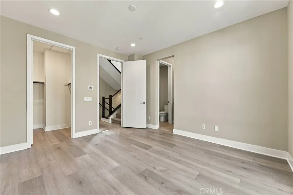 1682 Grandview Costa Mesa, CA 92627