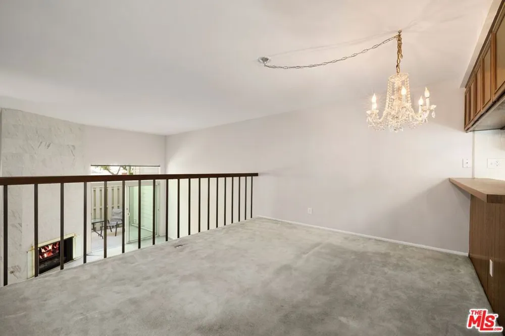 4730 Ben Avenue #13 Valley Village, CA 91607