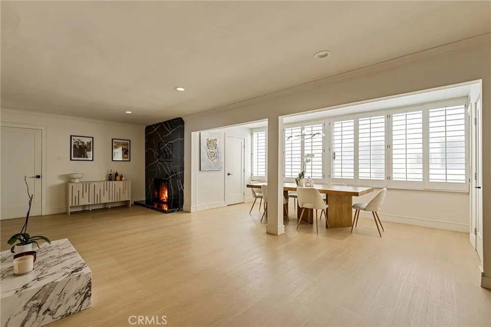 5315 Yarmouth Avenue #104 Encino, CA 91316