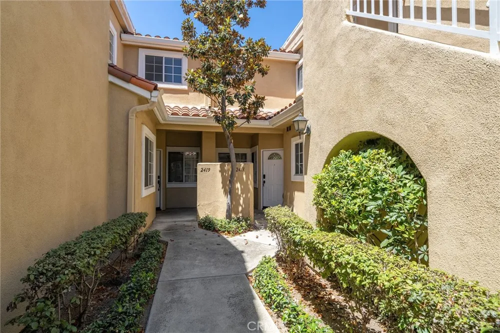 2413 Mira Monte Court Tustin, CA 92782