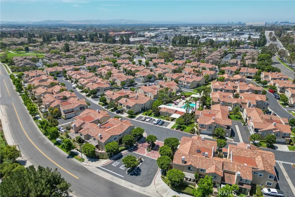 2413 Mira Monte Court Tustin, CA 92782