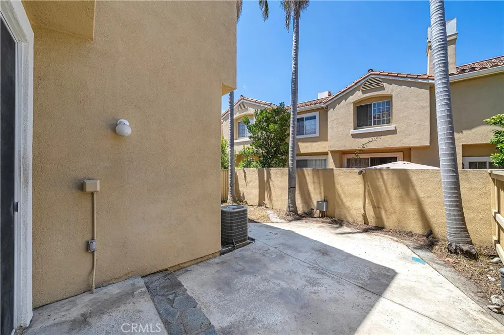 2413 Mira Monte Court Tustin, CA 92782